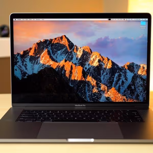 macbook pro 2017 obzor kharakteristiki cena 1
