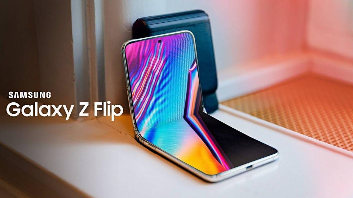 Складной телефон Samsung Galaxy Z Flip с ярким дисплеем