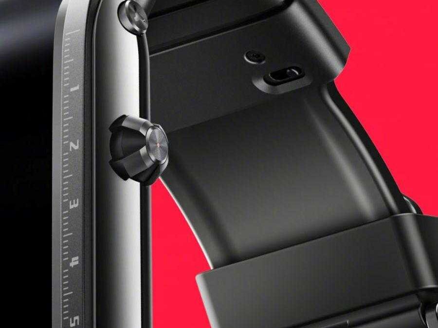 Боковая сторона Nubia Watch с регулировочной рельсой и корпусом из нержавеющей стали