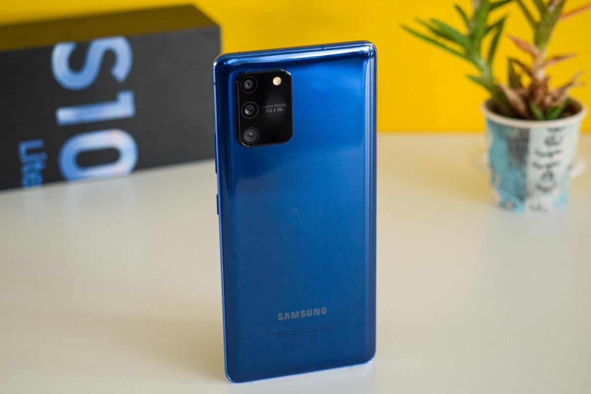 Samsung Galaxy S20 Fan Edition поступит в продажу по цене 750 долларов 5 samsung galaxy s10 lite review back