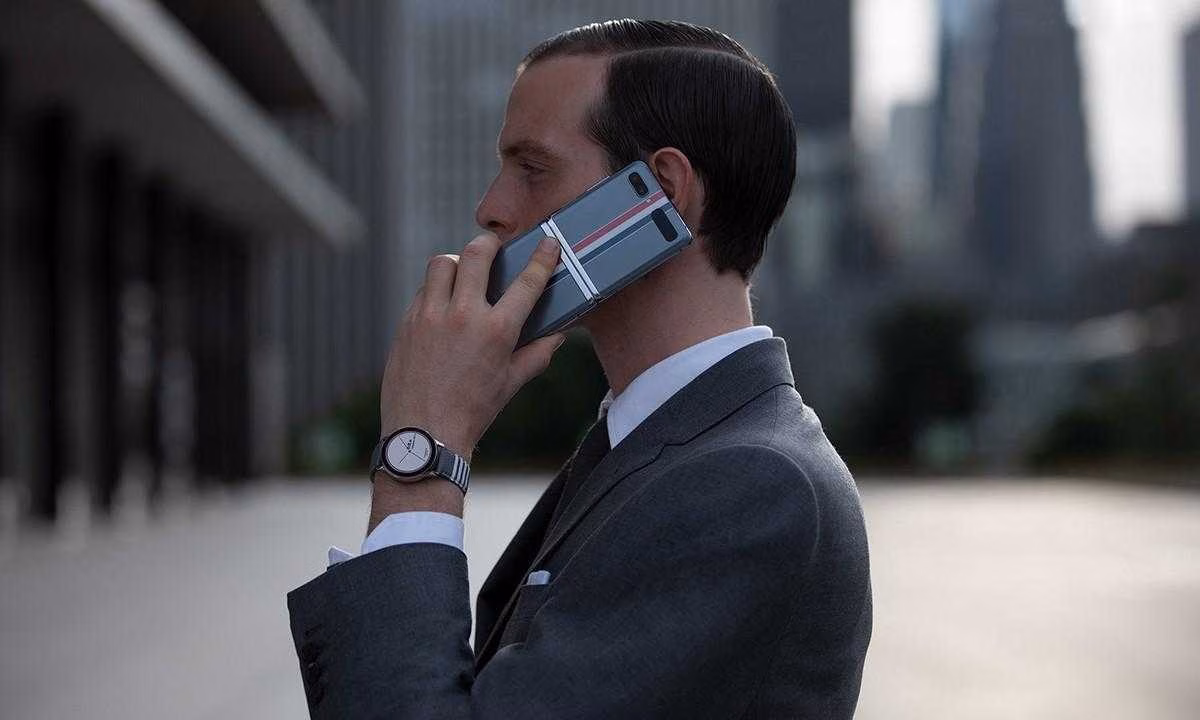 Samsung выпустит ограниченную серию смартфонов Galaxy Z Fold 2 Thom Browne 3 samsung galaxy z flip thom browne edition feature