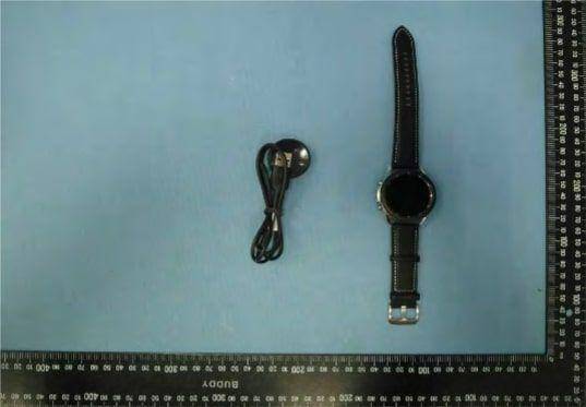 Оболочка Samsung Galaxy Watch 3 с ремешком и зарядным кабелем