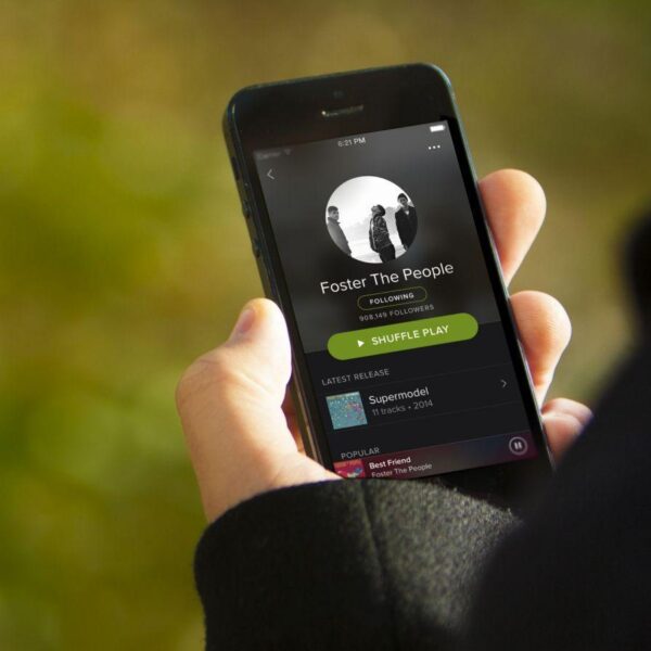 spotify newlook iphone artist outdoor scaled 1