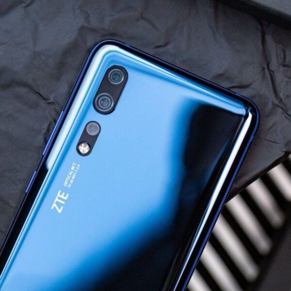 androidpit zte axon 10 pro main camera top scaled 1
