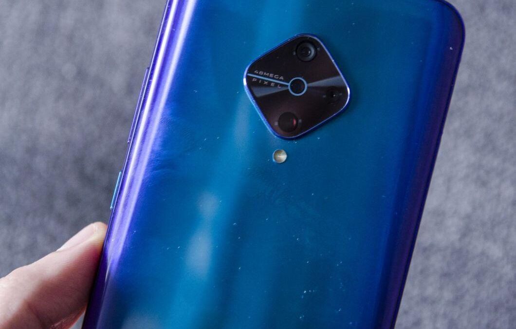 Обзор Vivo V17: хороший смартфон