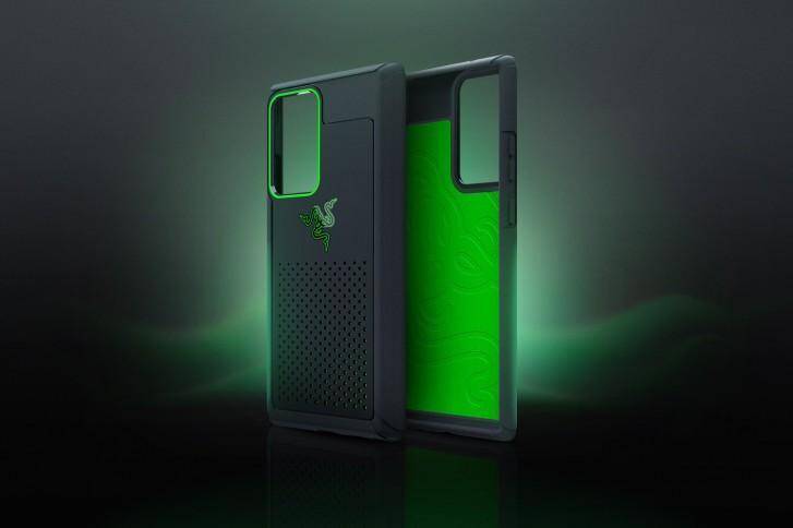 Razer сделала чехол с отводом тепла для Galaxy Note20 и Note20 Ultra 4 Смартфон Motorola Edge 70 Fusion спереди и сзади