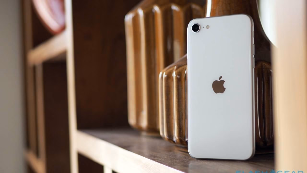 Новый iPhone SE (2020) теперь производится в Индии 3