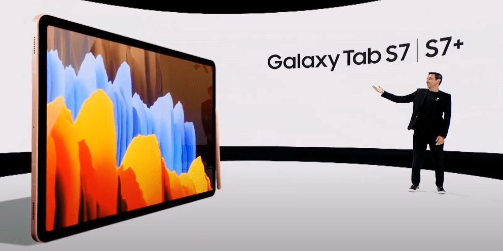 Объявление планшета Samsung Galaxy Tab S7 и S7+ на сцене