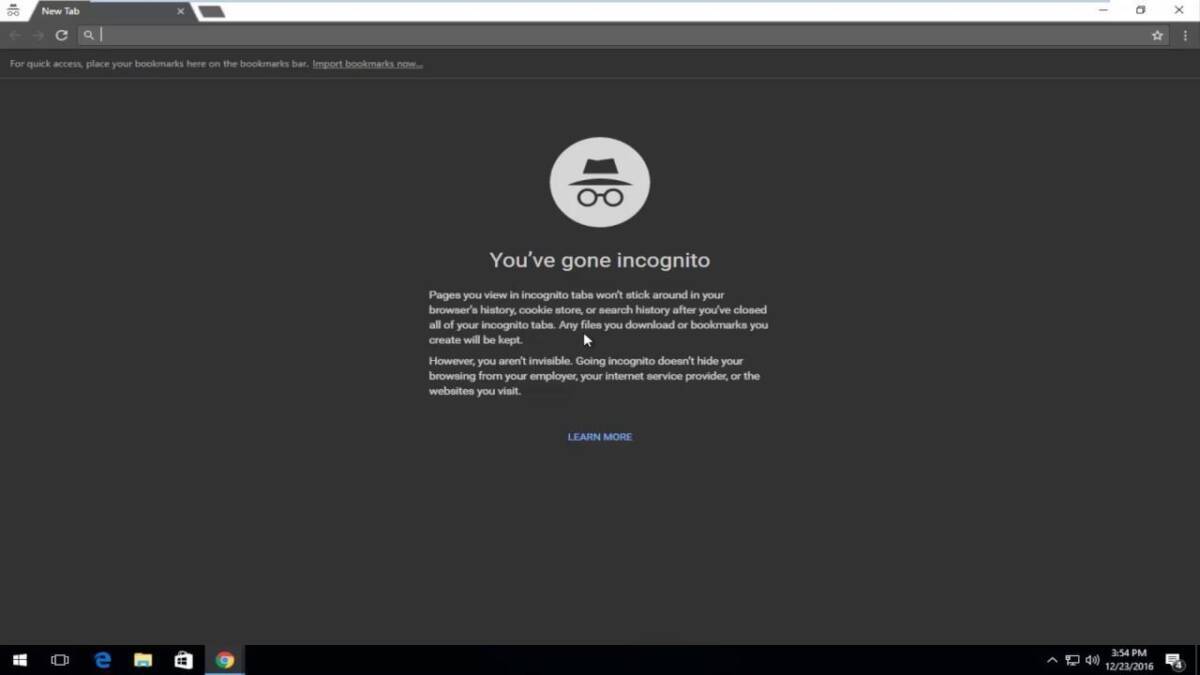 Экран браузера Chrome с режимом инкогнито на компьютере