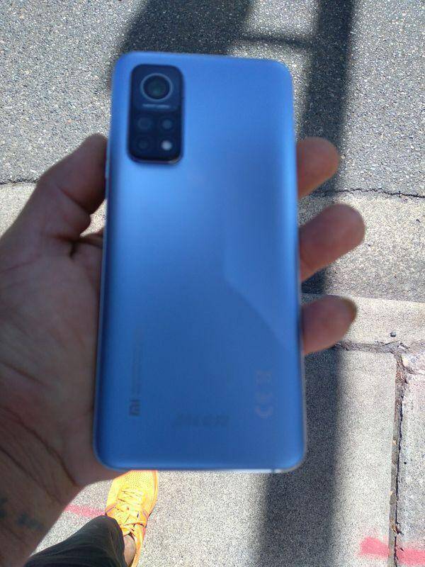 Линейка Xiaomi Mi 10 скоро пополнится ещё одним смартфоном 7 Задняя панель смартфона Xiaomi Mi 10 с модулем камер