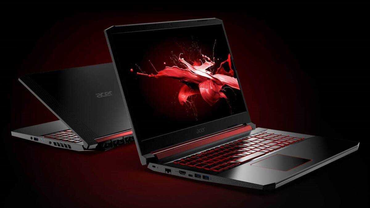 Игровой ноутбук Acer Nitro 5 открытый с клавиатурой подсветкой