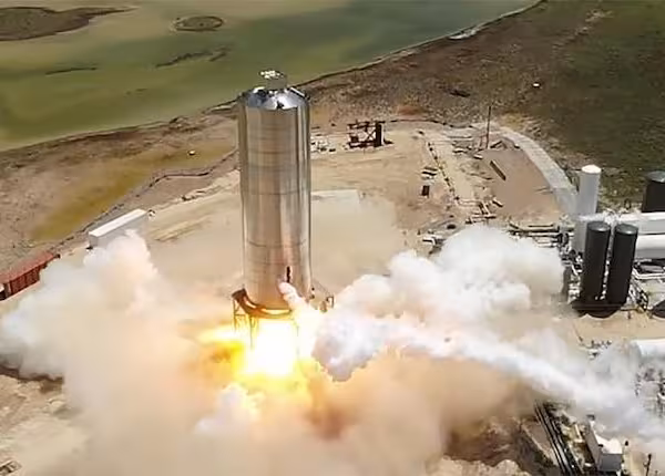 spacex just launched a full size starship rocket ship prototype hundreds of feet above south texas