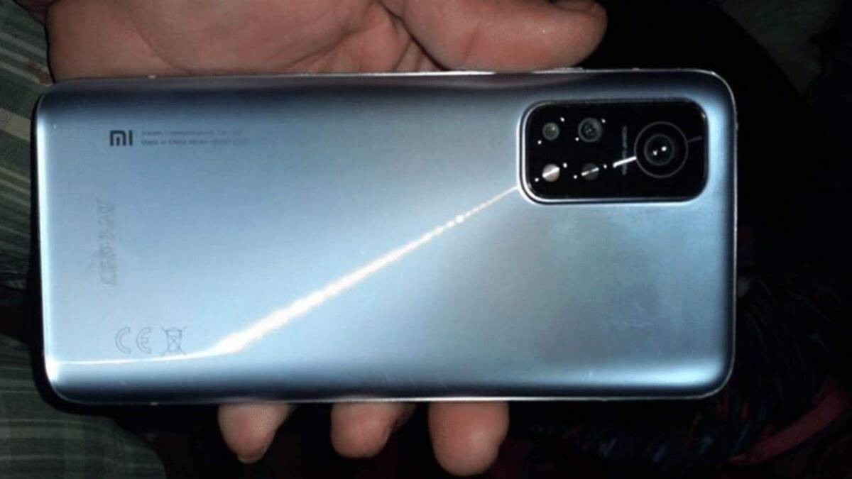 Задняя панель Xiaomi Mi 10T Pro с тремя камерами