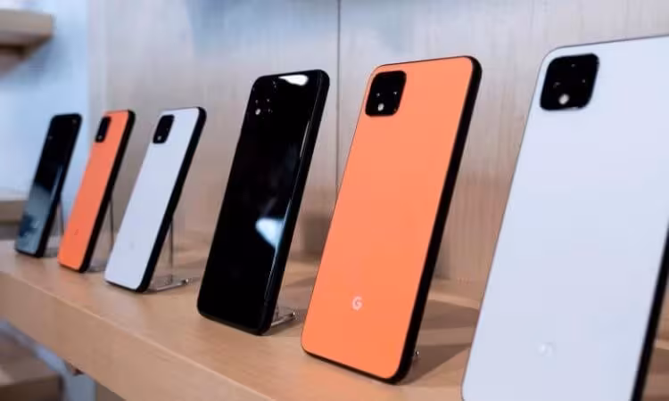 Google Pixel 5s засветился на живых фотографиях 3 3020323