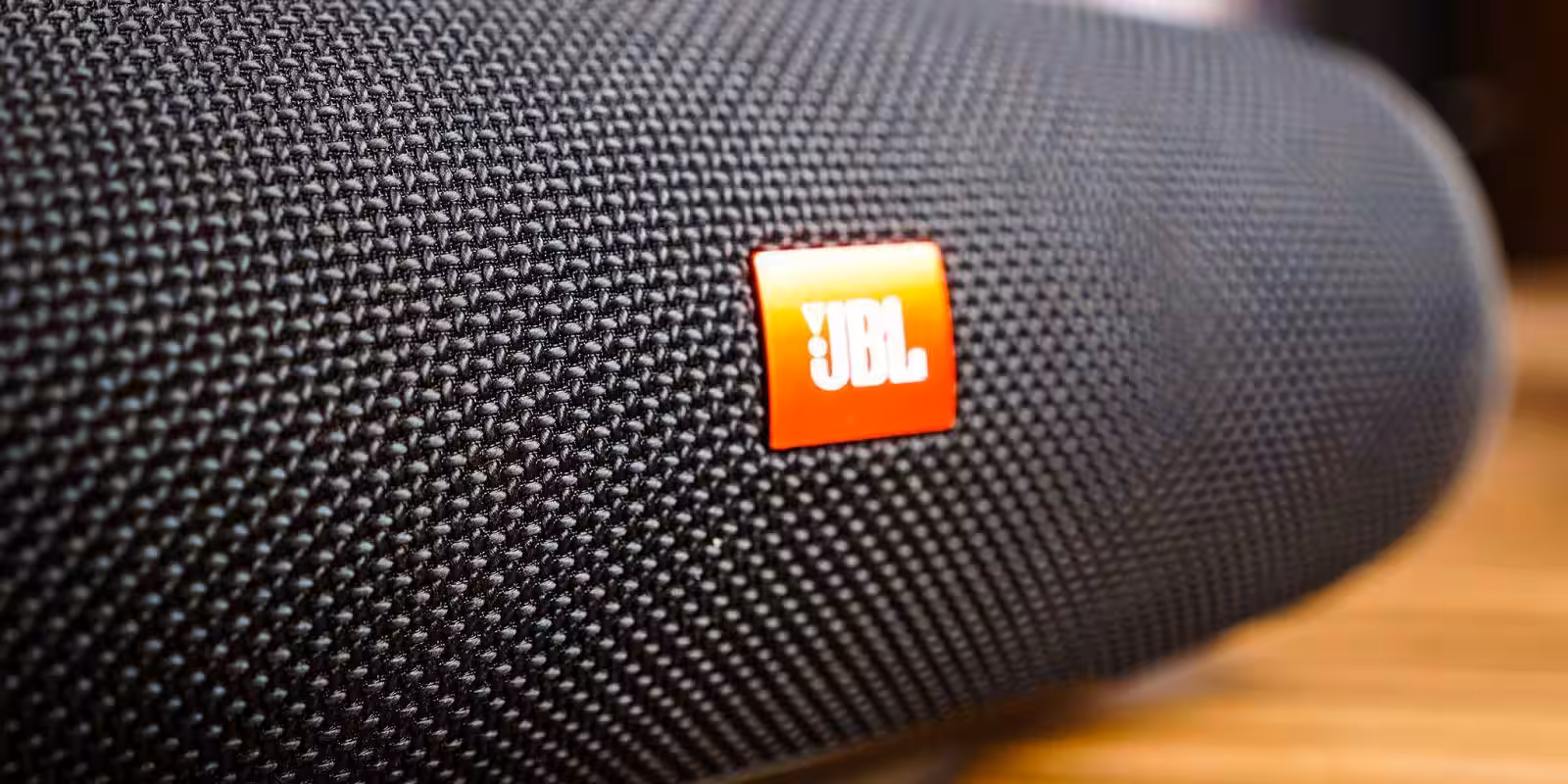4568254 tinhte jbl charge 4 review 4