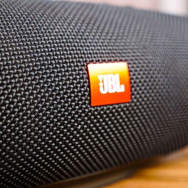 4568254 tinhte jbl charge 4 review 4