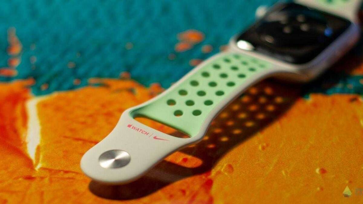 Первый взгляд: обзор Apple Watch series 6 cо сканером кислорода в крови 42 Умные часы Apple Watch Series 6 с ремешком зеленого цвета