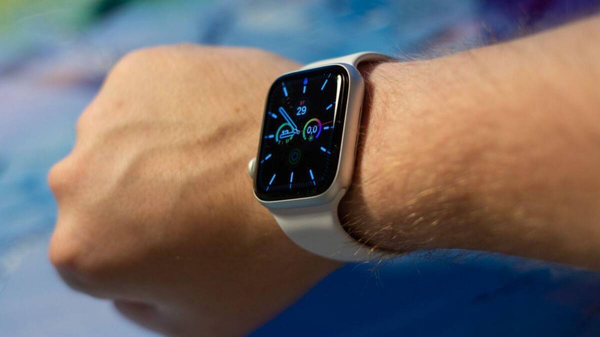 Первый взгляд: обзор Apple Watch series 6 cо сканером кислорода в крови 43 Обзор Apple Watch Series 6 с дисплеем и циферблатом