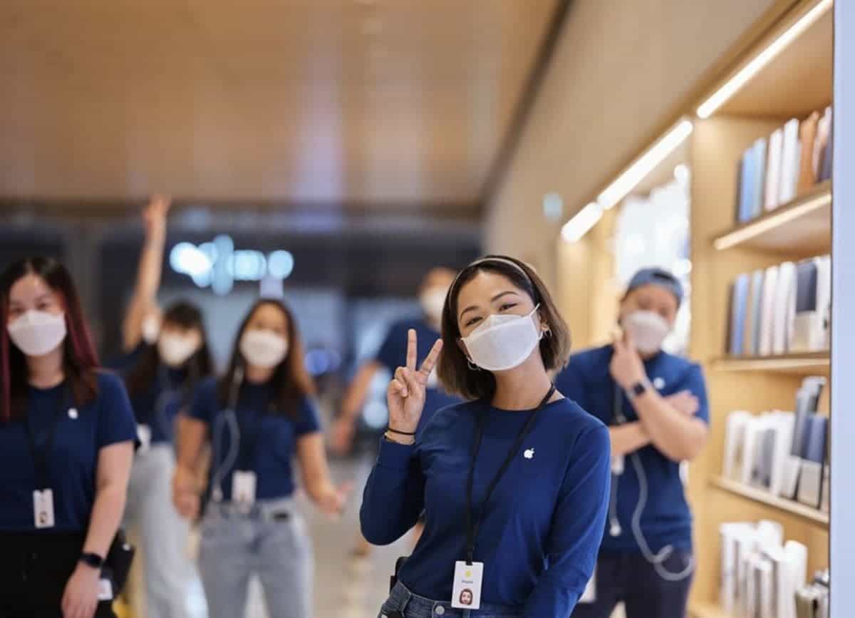 Apple разработала специальные маски для своих сотрудников 5 apple covid mask 5