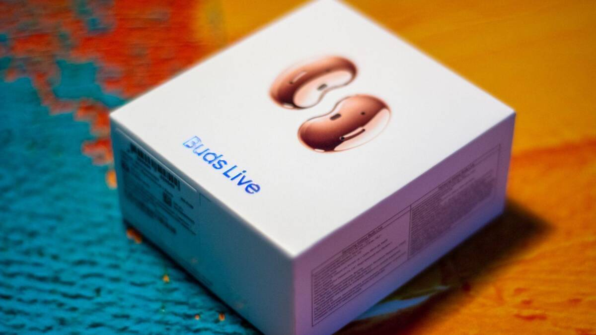 Обзор наушников Samsung Galaxy Buds Live: бобы в ушах 18 Коробка Samsung Galaxy Buds Live