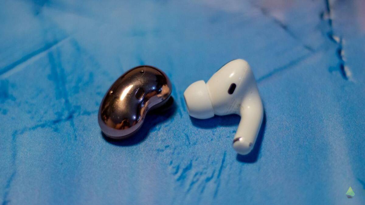 Обзор наушников Samsung Galaxy Buds Live: бобы в ушах 21 Samsung Galaxy Buds Live и Apple AirPods Pro