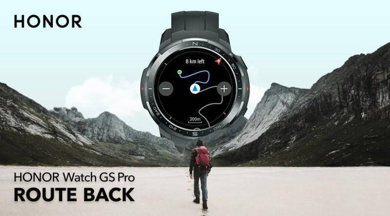 Умные часы Honor Watch GS Pro на фоне горного пейзажа