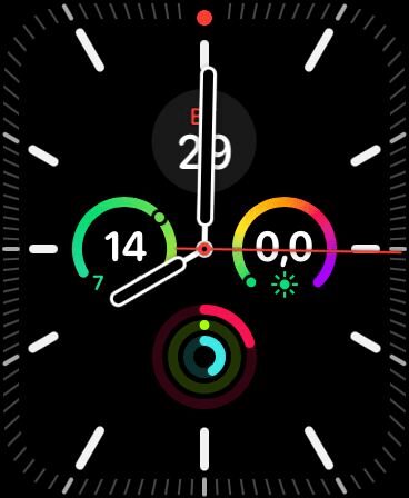 Первый взгляд: обзор Apple Watch series 6 cо сканером кислорода в крови 38 Мужчина в деловом костюме выступает перед автомобилем Tesla