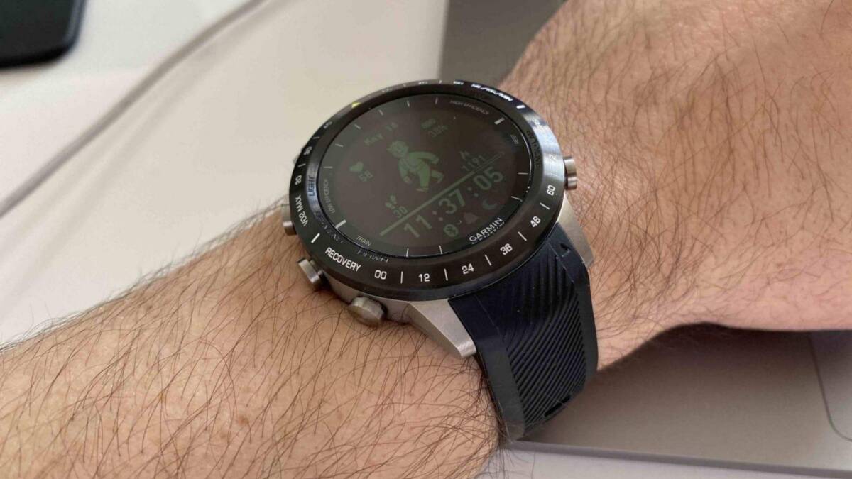 Garmin выпустила часы MARQ для путешественников, автогонщиков и авиаторов