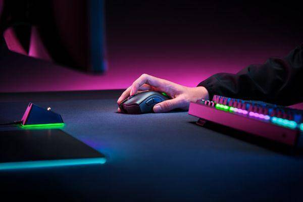 Razer выпустил три новых беспроводных гаджета 5 Ручной пылесос Dreame R10S Aqua в использовании