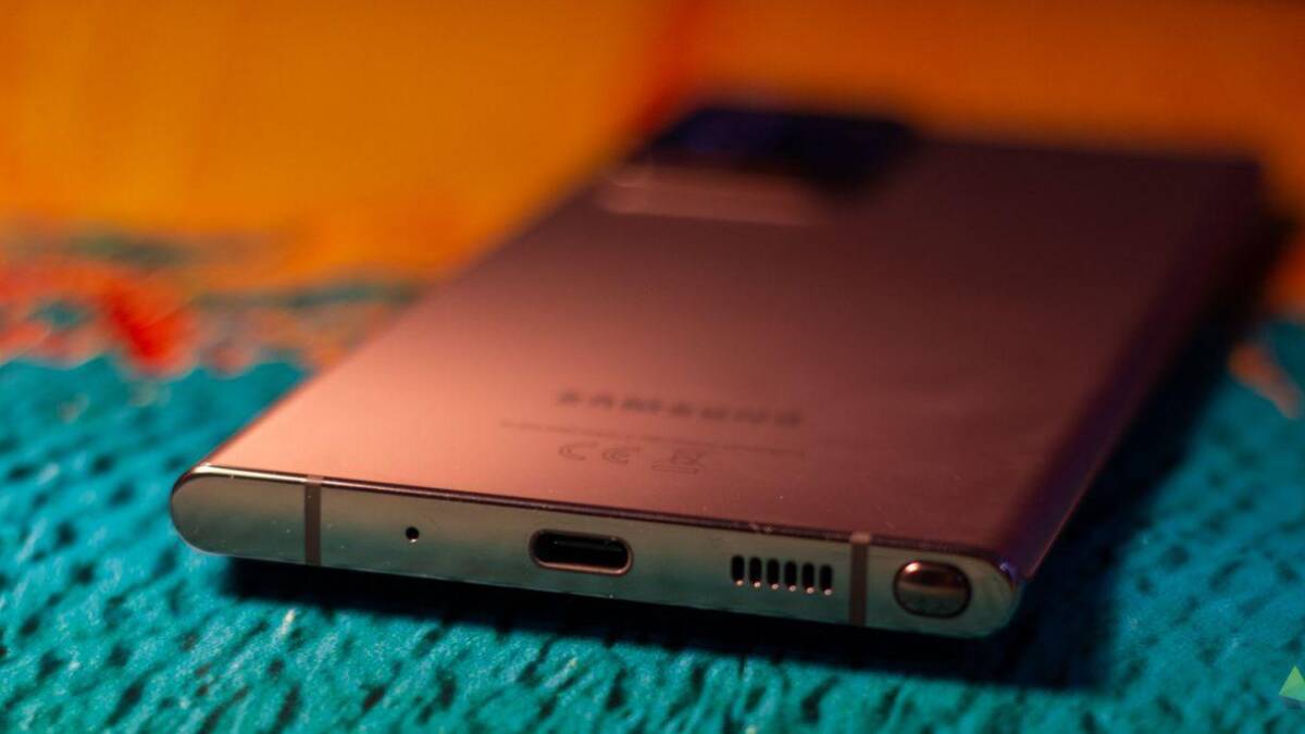 Динамики, USB-C и стилус Samsung Galaxy Note20 Ultra