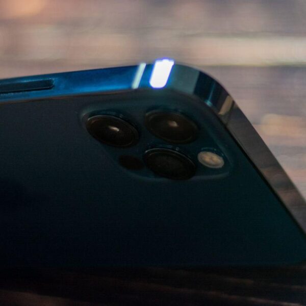 Мощный и красивый iPhone 12 Pro