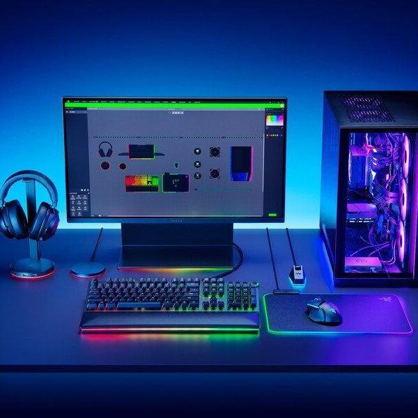 razer chromargb 2020 hero