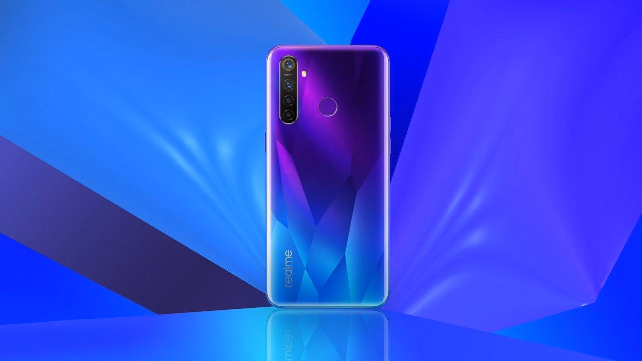 В сеть слили характеристики и дизайн смартфона Realme Q2 Pro 5 realme 5 pro cover pellicole accessori banner