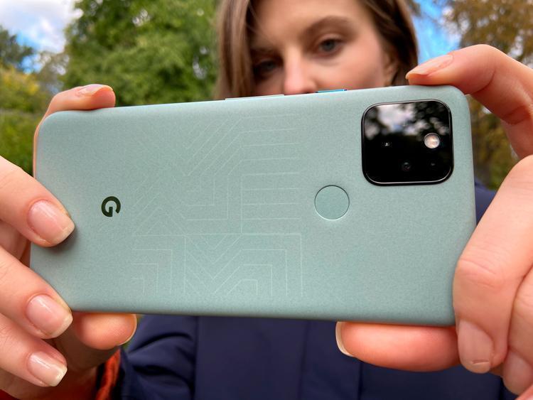 Google раздаст 5000$ тем, кто не хочет купить Google Pixel 5 4 01