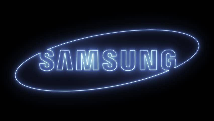 Неоновые буквы Samsung и овал осуществляется световой эффект