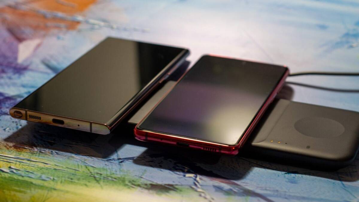 Беспроводная зарядная станция Samsung Wireless Charger Trio