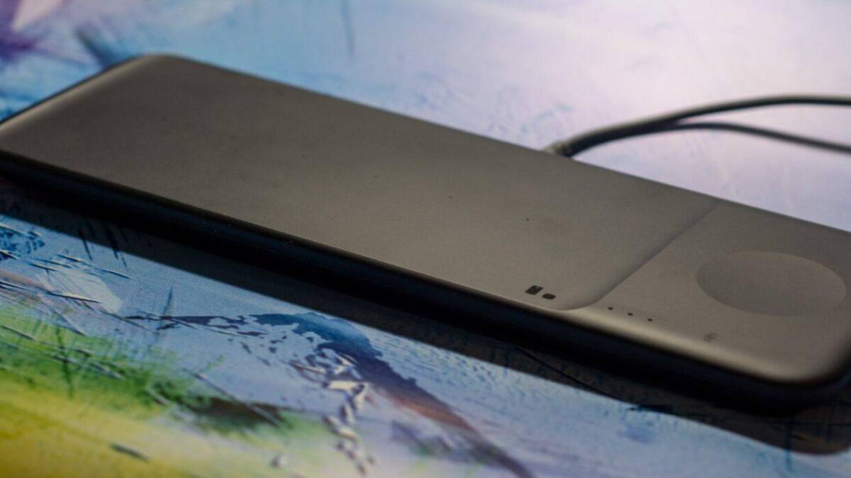 Беспроводное зарядное устройство для смартфона OnePlus 9 Pro
