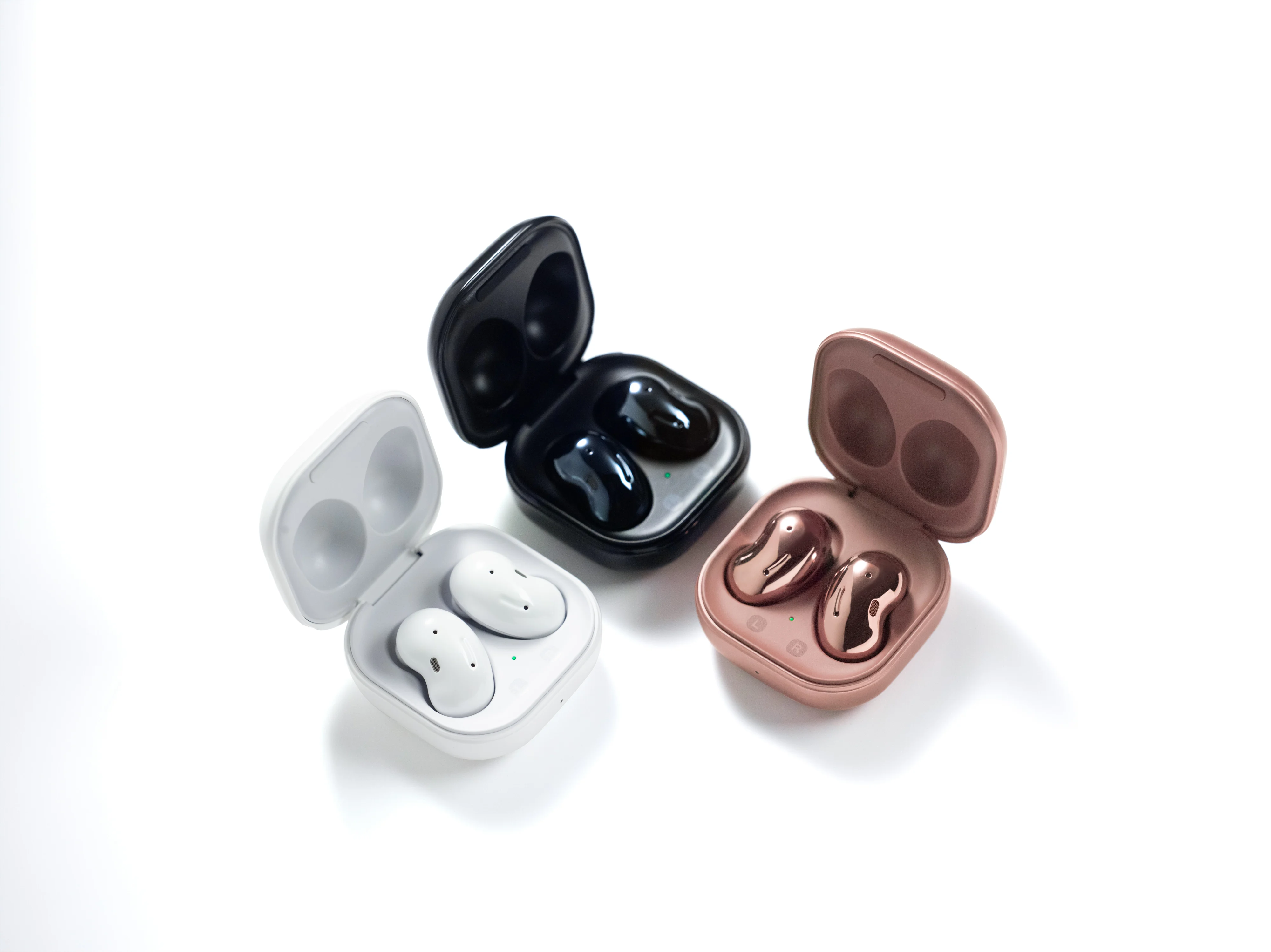 Новые Galaxy Buds с ANC выйдут вместе с Galaxy S21 3 Samsung Galaxy Buds Live Featured