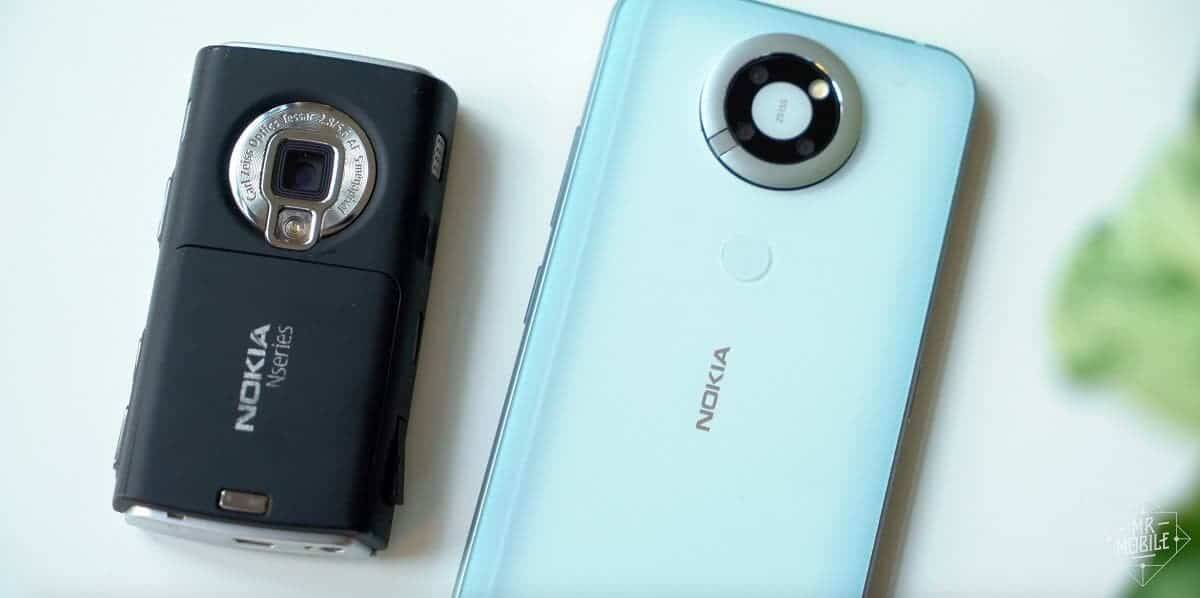Два смартфона Nokia серия 9 задний вид камеры