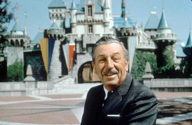 Disney анонсирует новые фильмы и сериалы Lucasfilm, Marvel и Pixar уже 10 декабря 4 81e574b8 8ed6 4e17 a219 b0378af9f731 CINCpt 07 12 2015 Enquirer 1 AA008 2015 07 10 IMG A Walt Disney 1 1 7FB8UOU1 L640246859 IMG A Walt Disney 1 1 7FB8UOU1