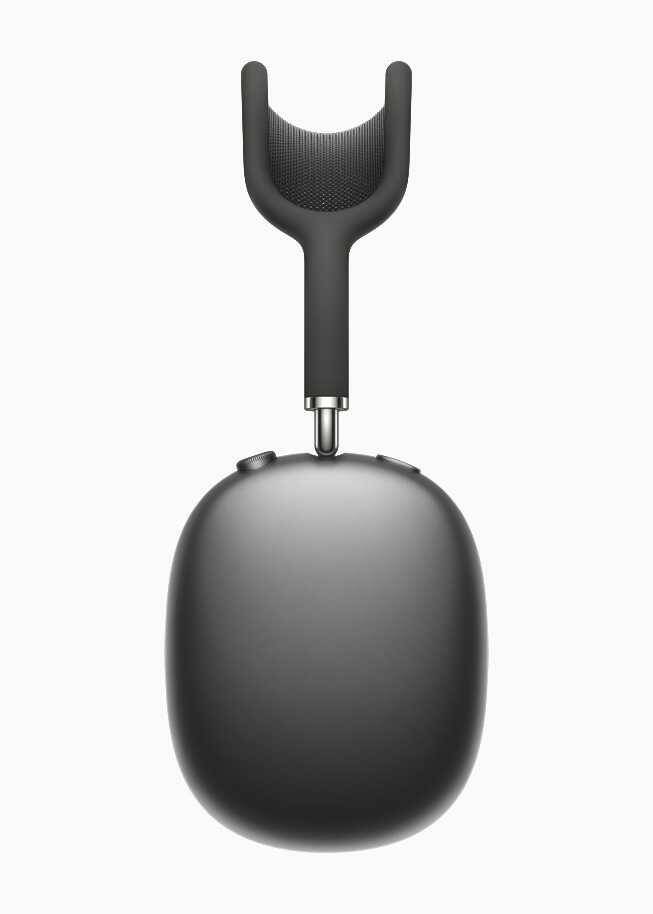 Чёрные наушники AirPods Max с чехлом для хранения