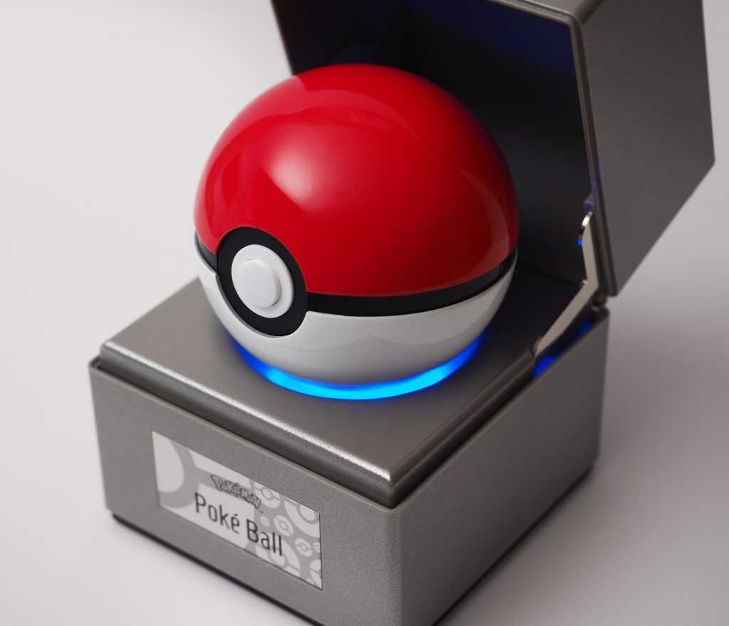 Pokemon создают реплику Покебола, но его нельзя бросать 4 pokeball blue glow 4kx3434px 1024x879 1