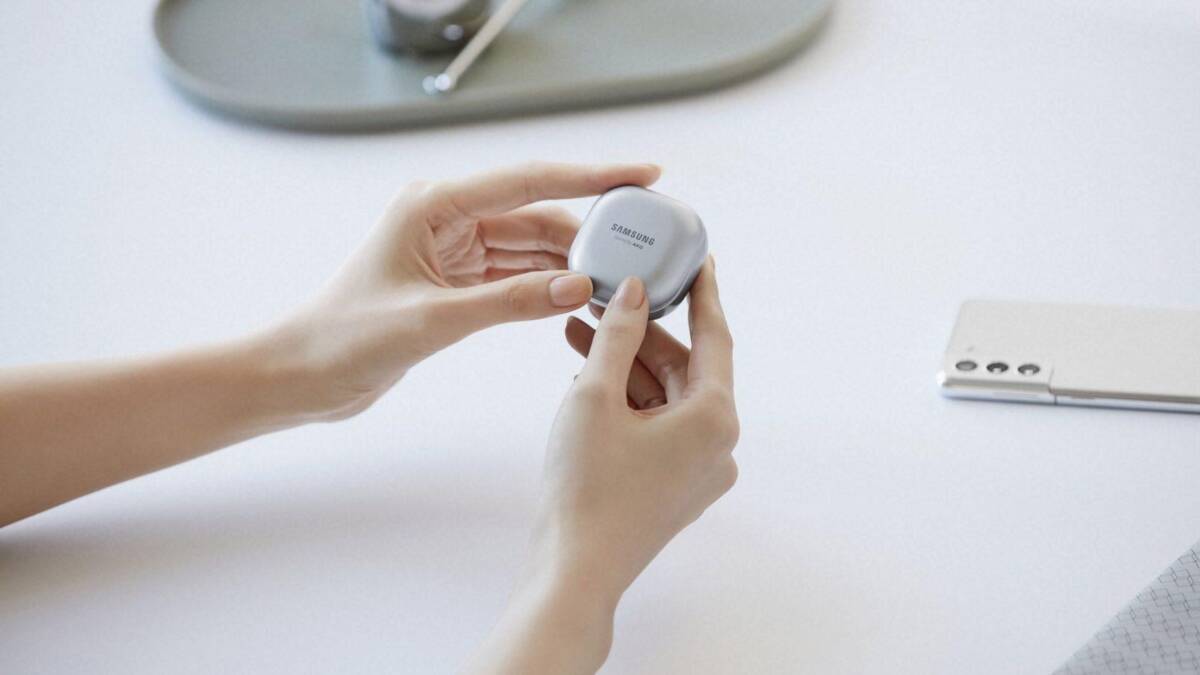 Samsung сделал наушники Galaxy Buds Pro и метку Smart Tag 8 Samsung сделал наушники Galaxy Buds Pro и метку Smart Tag
