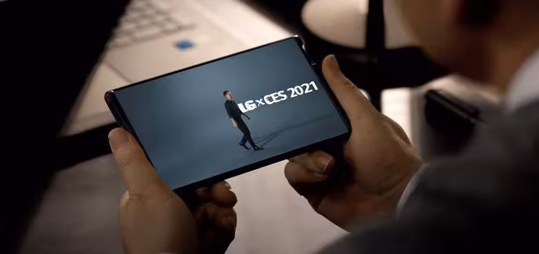 CES 2021: LG показала концептуальный смартфон с выдвижным экраном — LG Rollable 1 11.012332 large