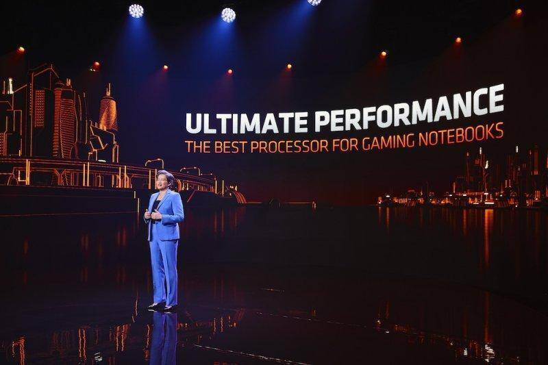 Презентация нового мобильного процессора AMD на сцене