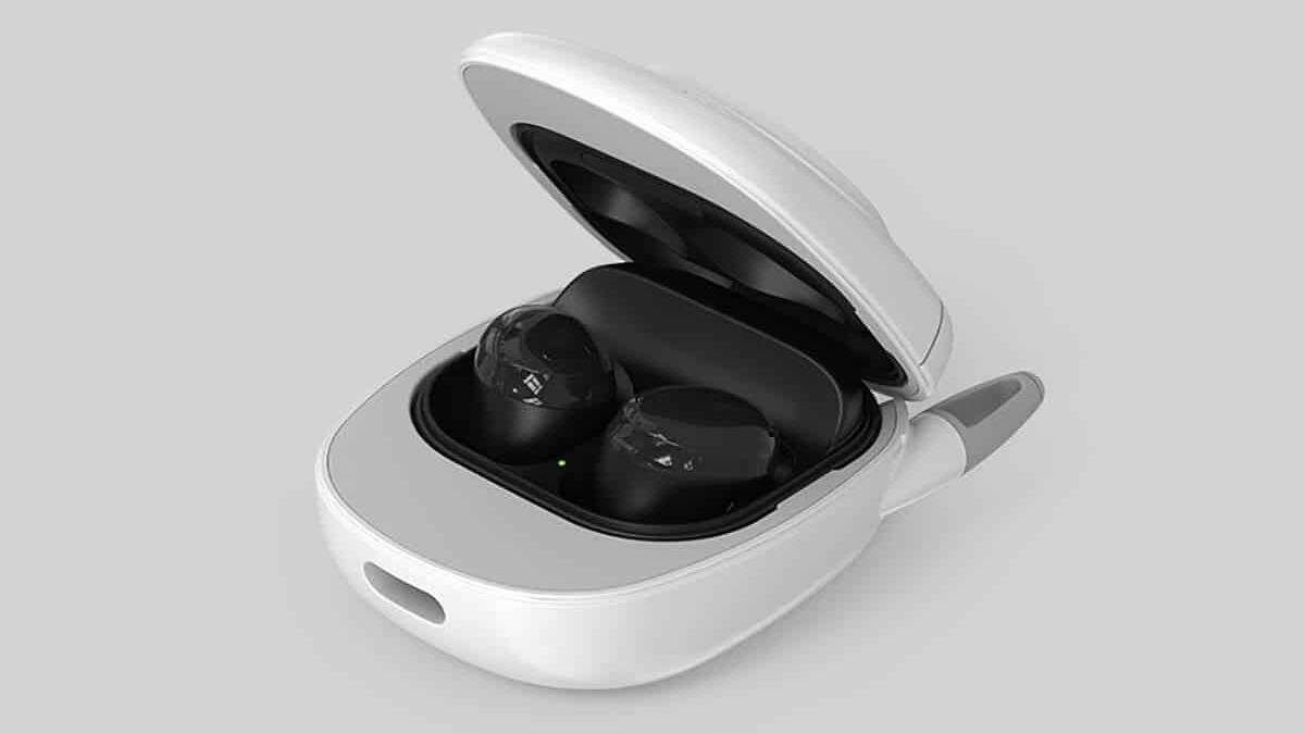Bluetooth наушники Huawei FreeBuds с футляром в открытом виде