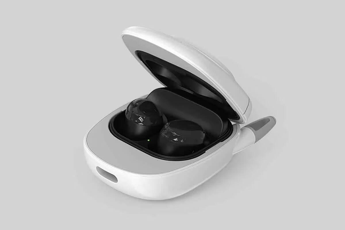 Samsung превратила легендарную раскладушку в футляр для Galaxy Buds Pro 3 Bluetooth наушники Huawei FreeBuds с футляром в открытом виде