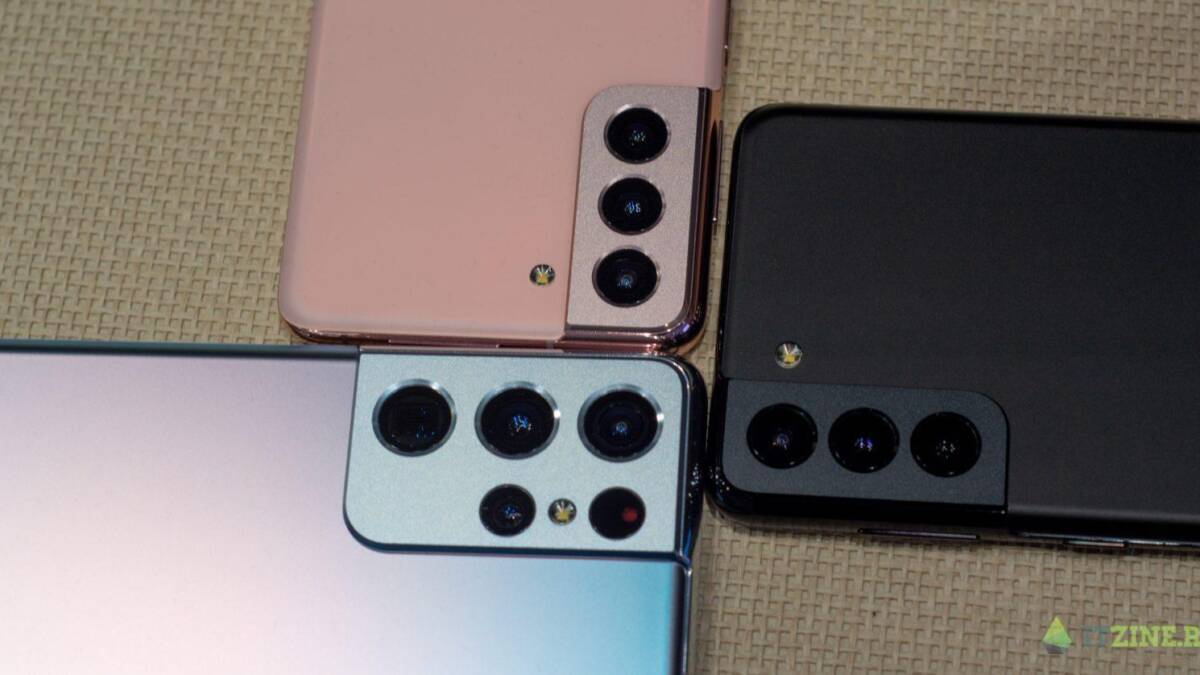 Samsung представил флагман Galaxy S21 Ultra 12 Беспроводной аккумулятор Moshi Porto Q 5K на поверхности
