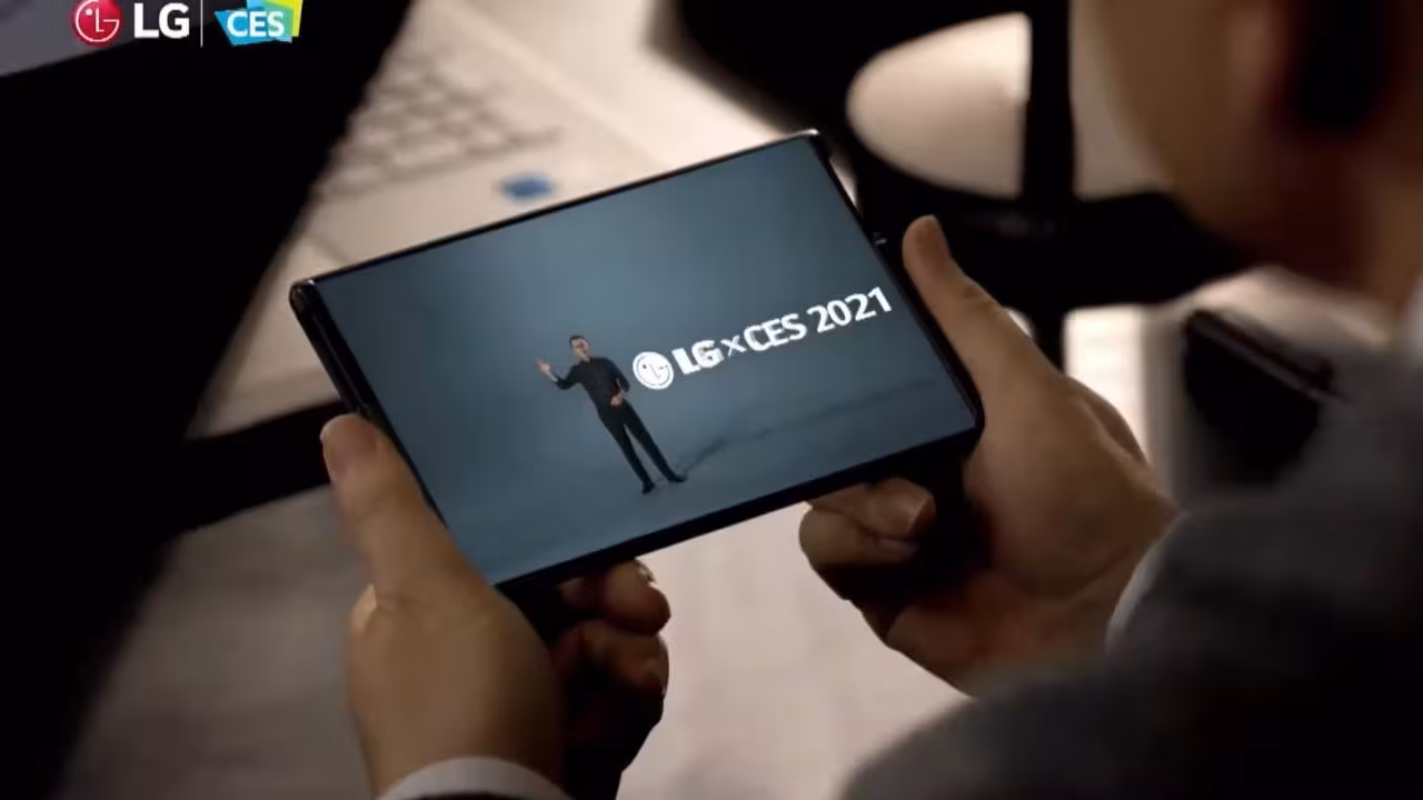 Скручивающийся смартфон LG Rollable может не появиться 2 lg rollable 1 1280x720 1