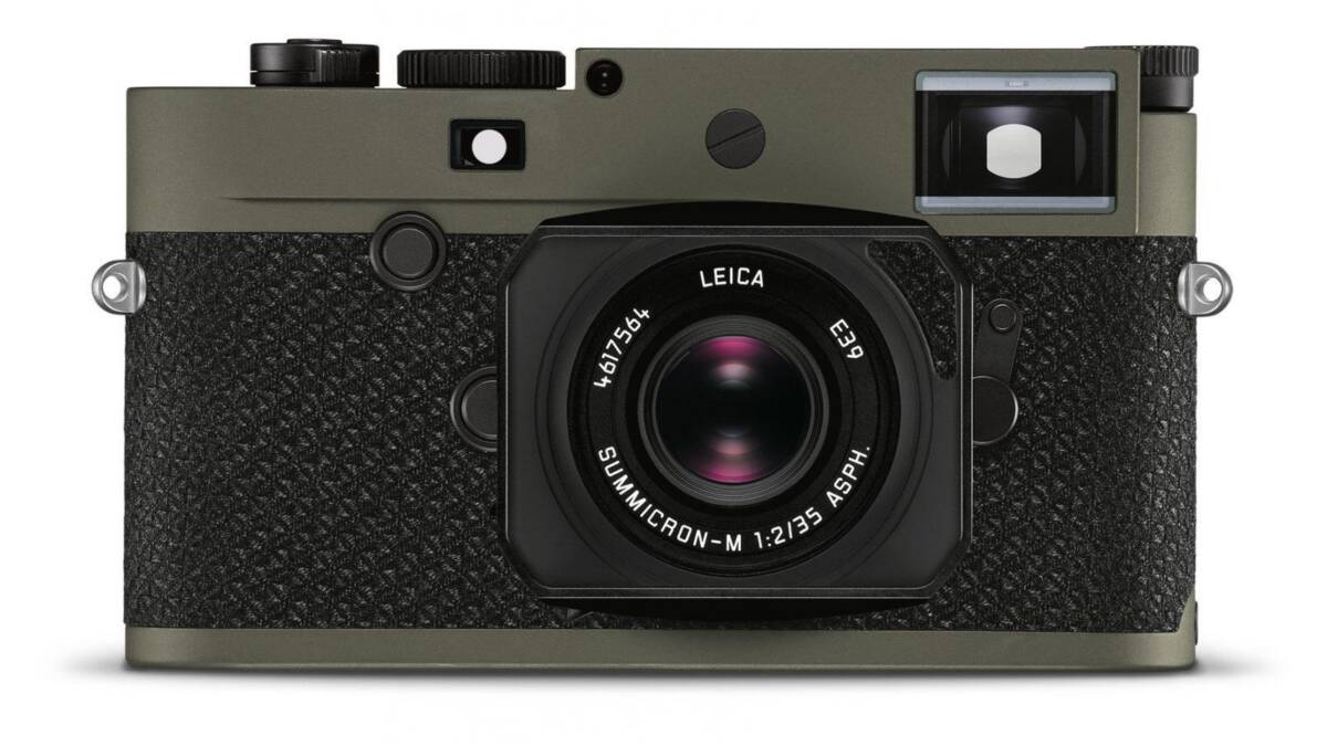 Leica выпустила камеру M10-P Reporter лимитированной серии 6 Черная камера Leica M10-P Reporter сзади и спереди